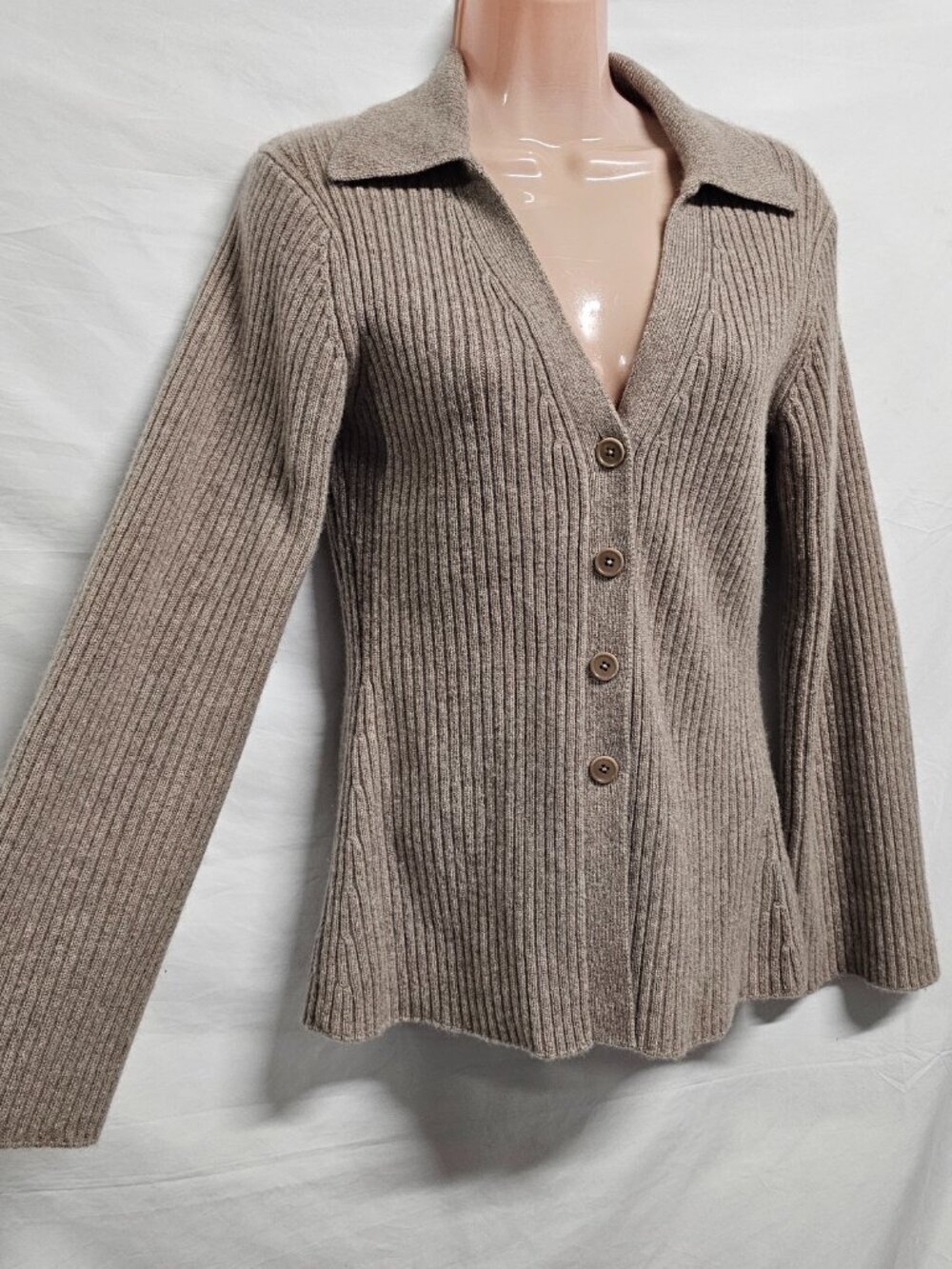Reformation Shea Cashmere Collared Cardigan Sweater Women Size XS - Picture 6 of 15